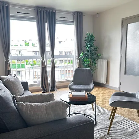 Brand-New Studio With Eiffel Tower View Paris Exterior foto