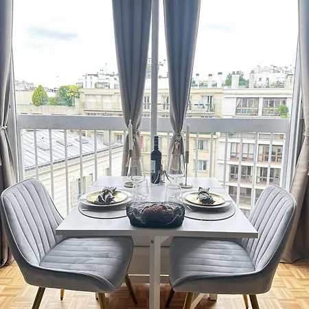 Brand-New Studio With Eiffel Tower View Paris Exterior foto